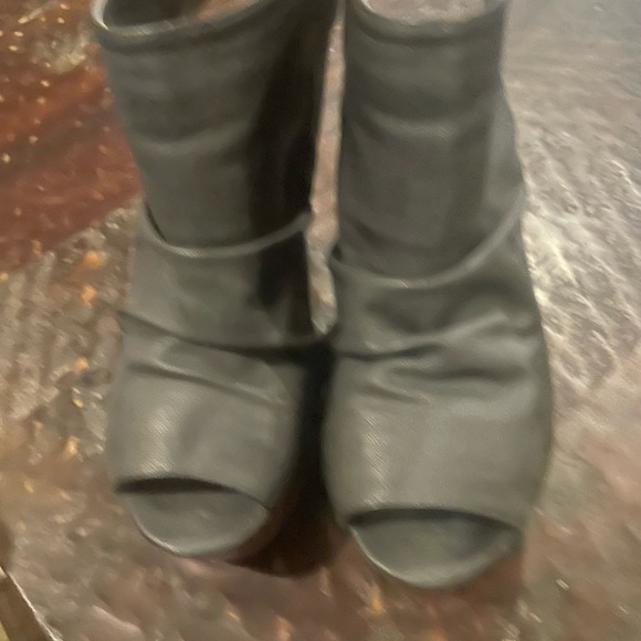 Ladies wedges - Picture 5 of 7